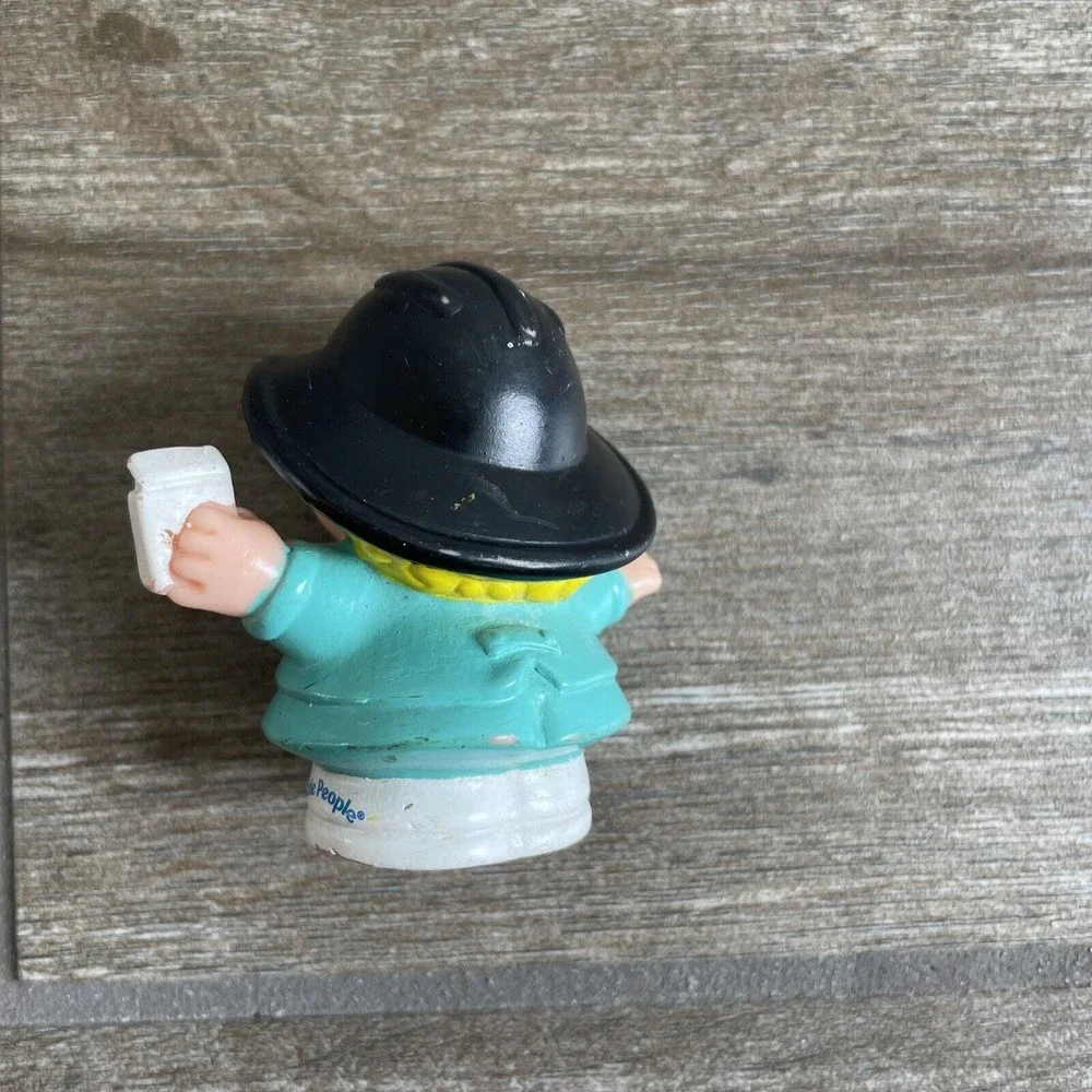 fisher price little people lot of 4 doctor, policeman, school boy, dad